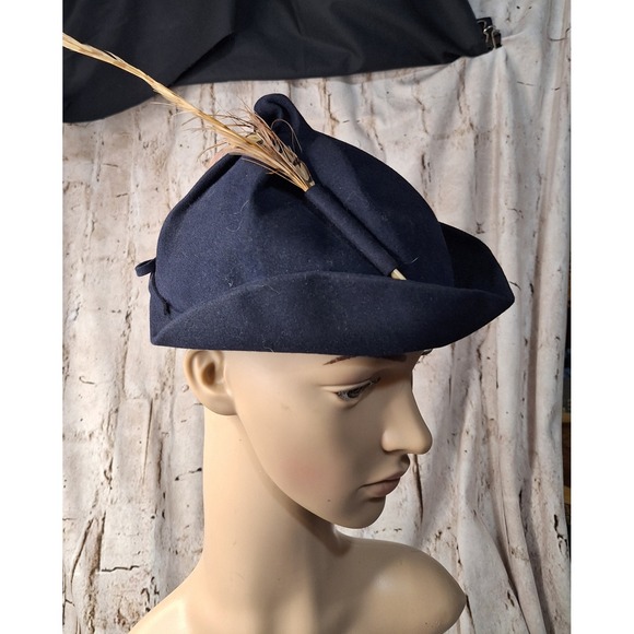 Vintage 1940s Navy Wool Felt Robin Hood Peter Pan Hat w/ Feather and Bow Accent